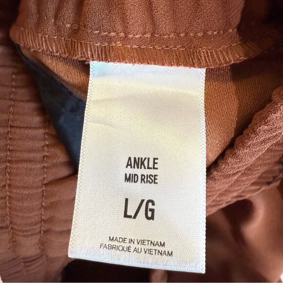 Express Brown Ankle Mid Rise Cropped Jogger Pants sz L - Picture 4 of 12